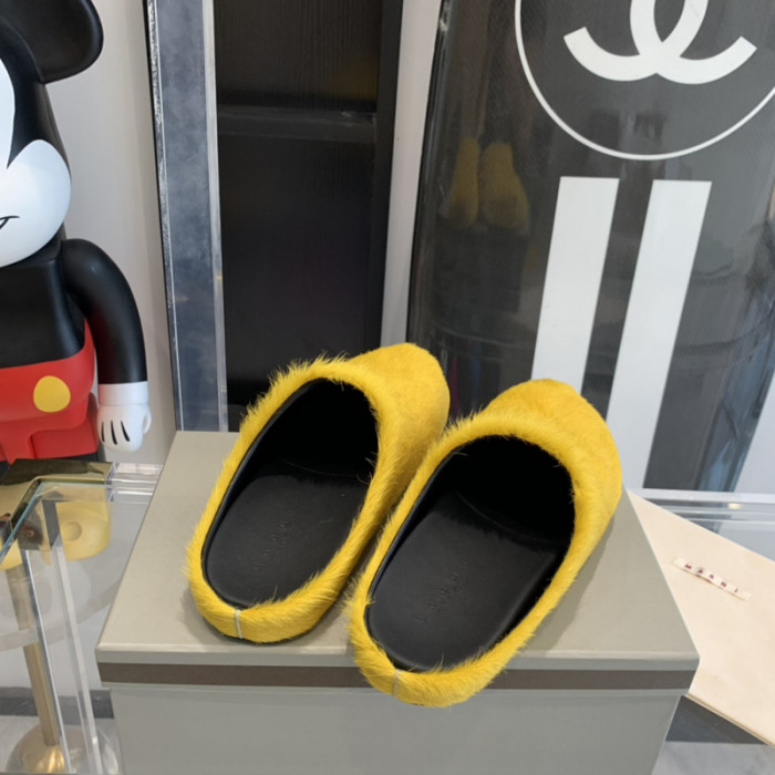 Marni Fur slides