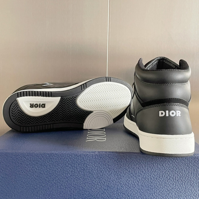 D10R B27 Sneaker