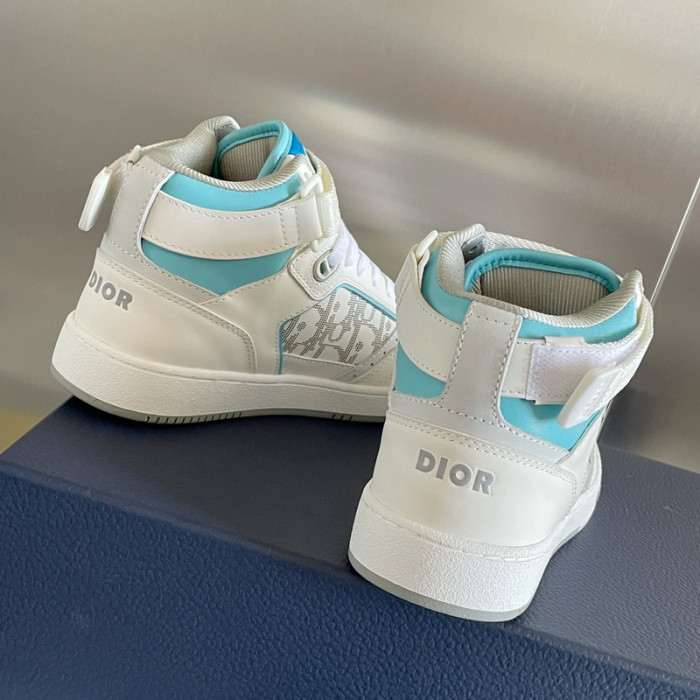 D10R B27 Sneaker