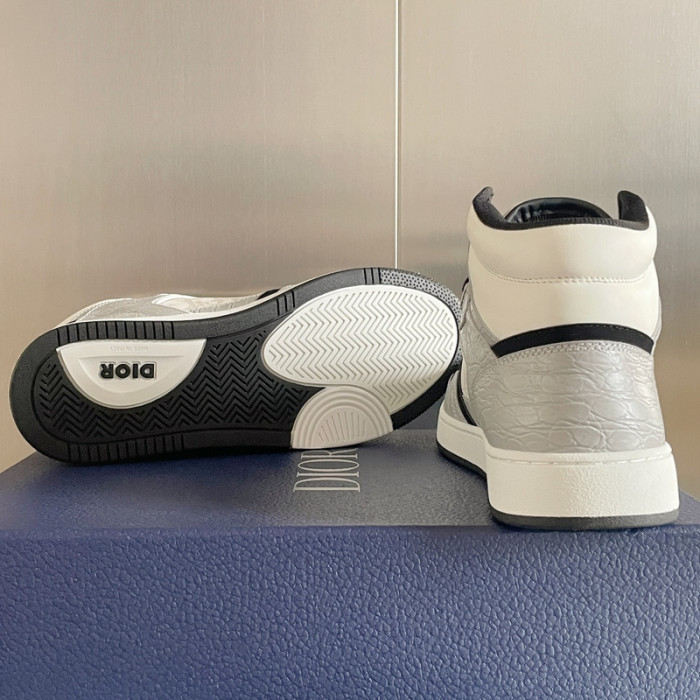 D10R B27 Sneaker