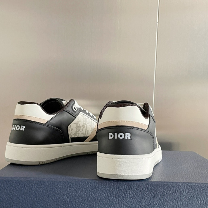 D10R B27 Sneaker