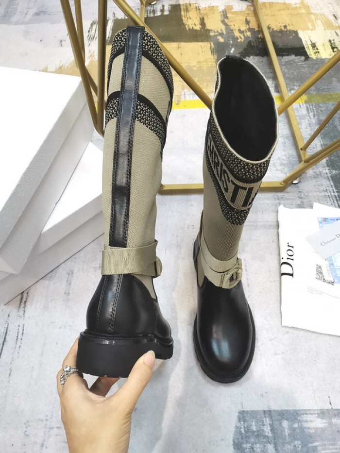 D10R Female boots