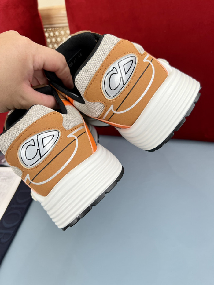 D10R B30 SNEAKER