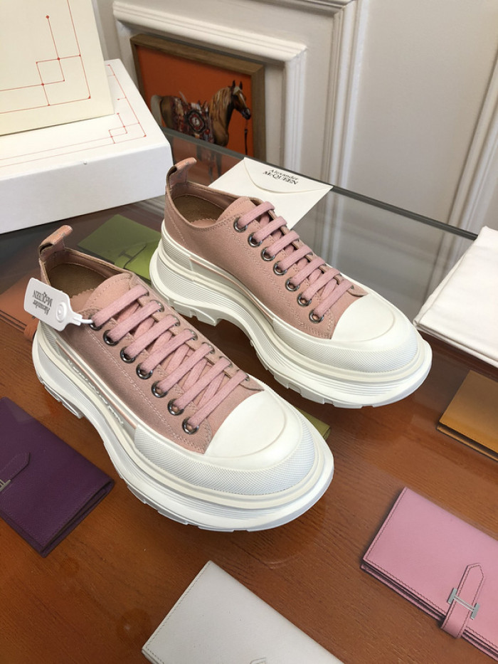 MQ Sneakers