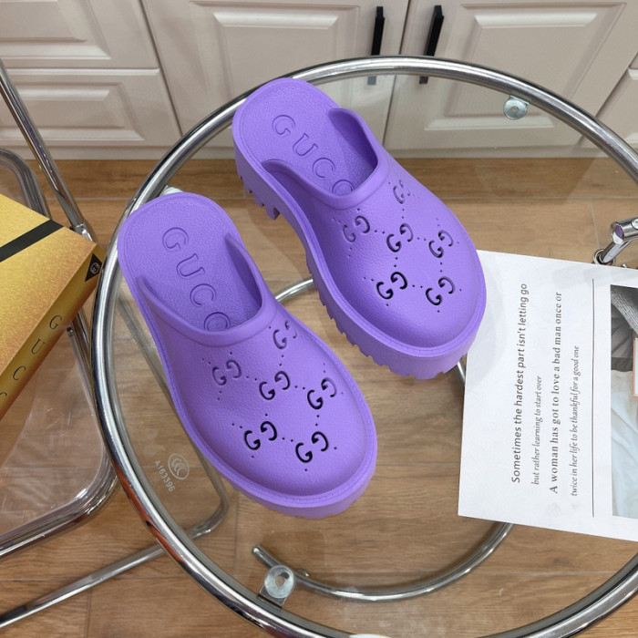 Gu66 SLIPPERS