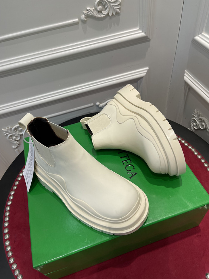 bo*te*ga Ve*ne*ta boots