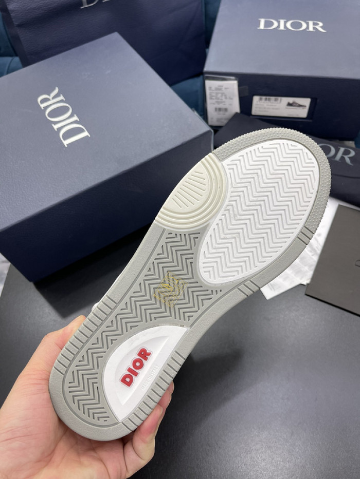 D10R B27 Sneaker