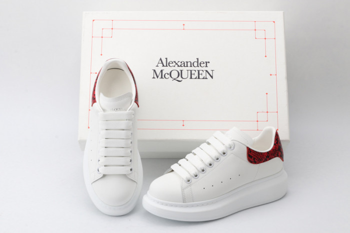 MQ Sneakers