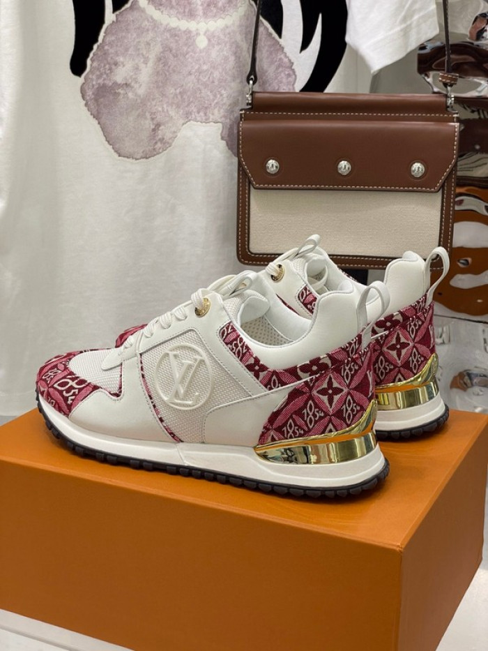 lou1su1tt Run Away Sneaker