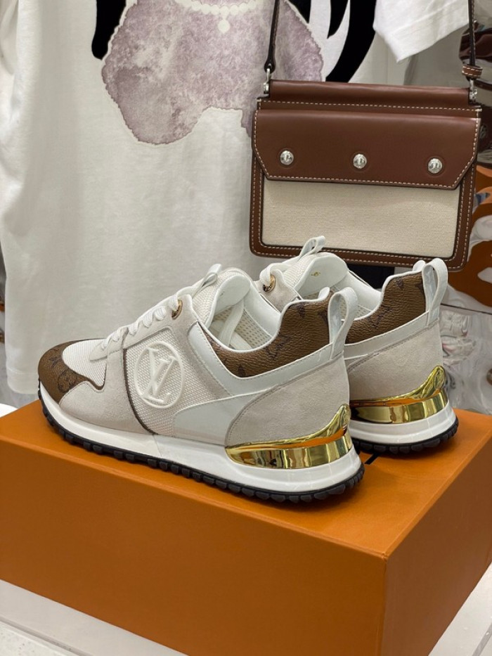 lou1su1tt Run Away Sneaker