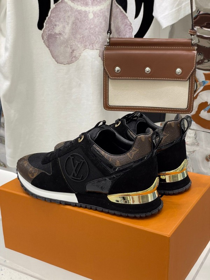 lou1su1tt Run Away Sneaker