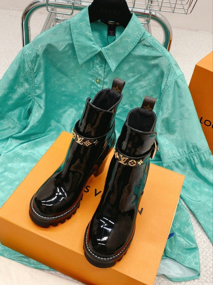lou1su1tt Boots