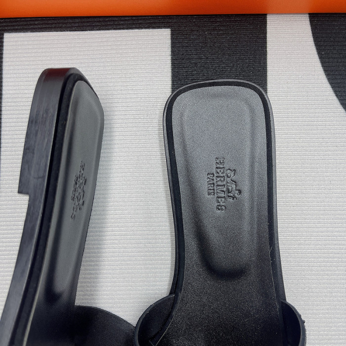Hemr3 Slippers