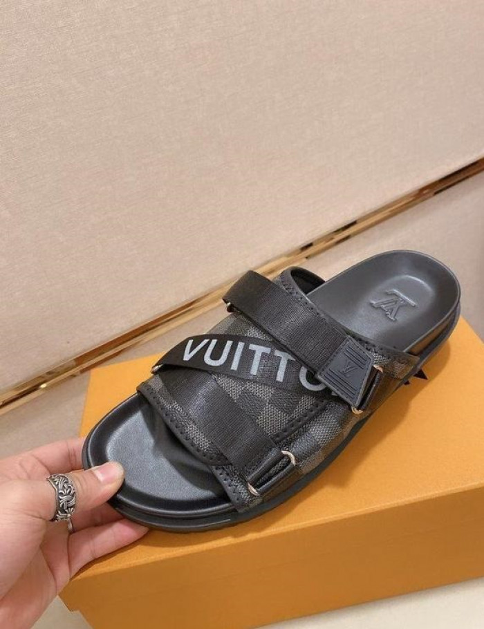 Lou1su1tt slides