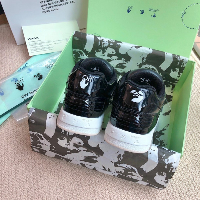 OFW SNEAKER
