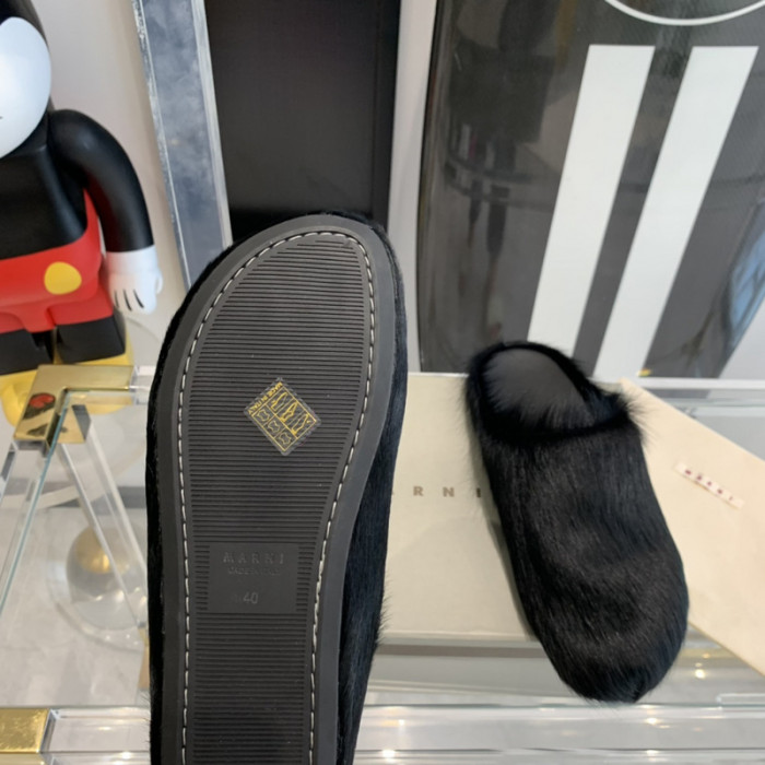 Marni Fur slides
