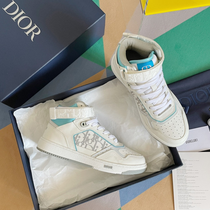 D10R B27 Sneaker