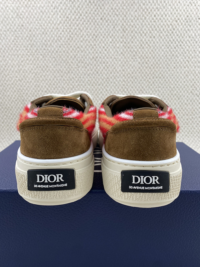 D10R B33 Sneaker