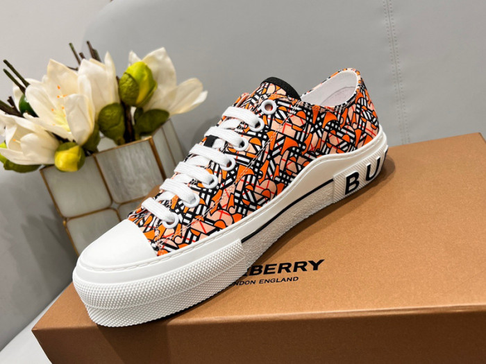 BUR SNEAKER