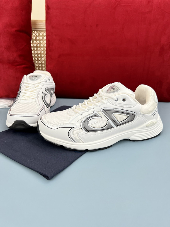 D10R B30 SNEAKER