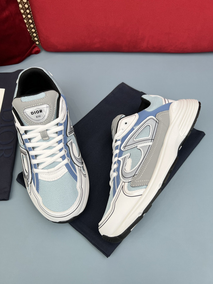D10R B30 SNEAKER