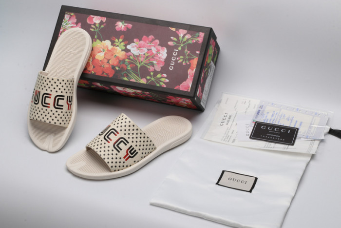 Gu66 SLIPPERS