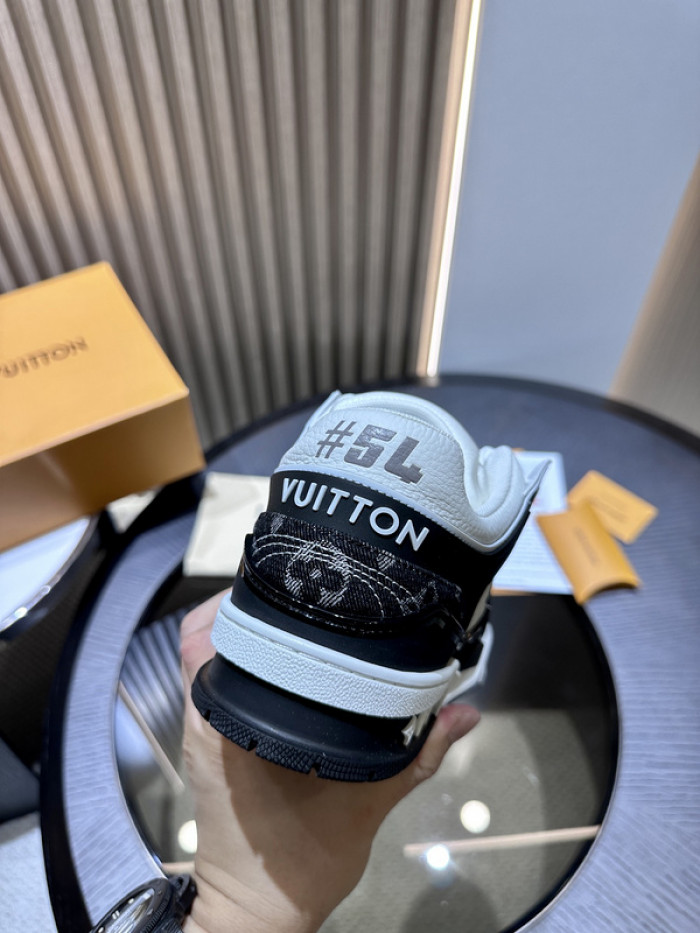 Lou1su1tt Trainer Sneaker