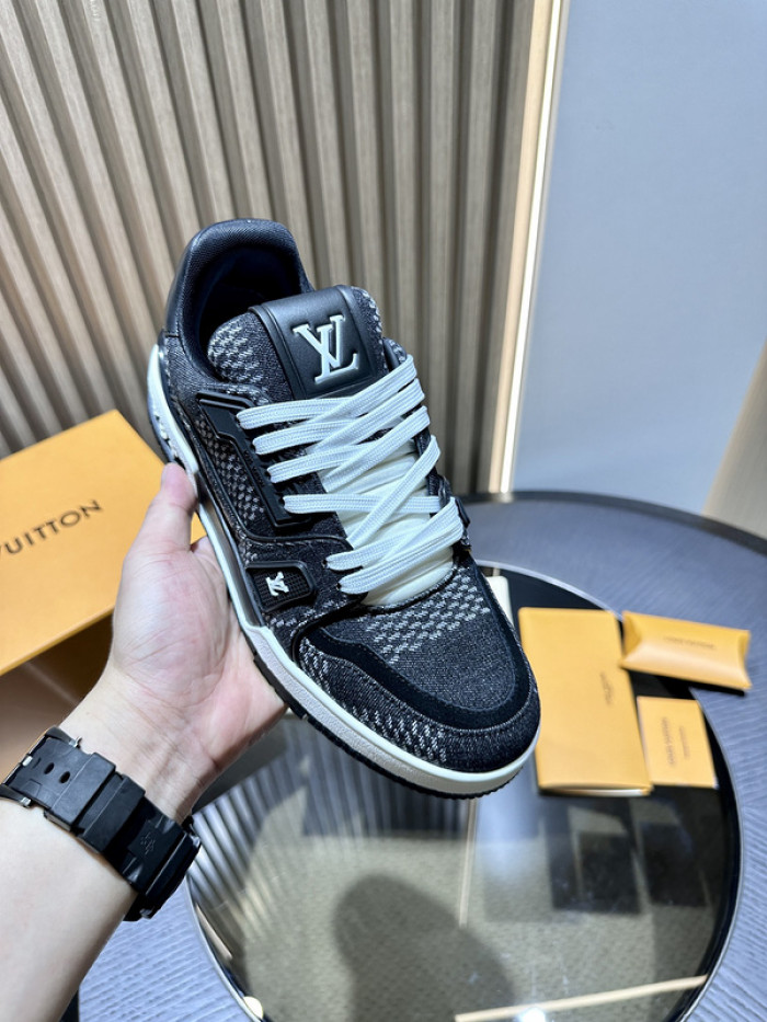 Lou1su1tt Skate Sneaker