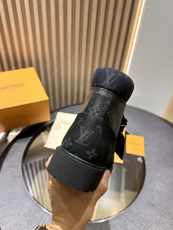 Lou1su1tt boots