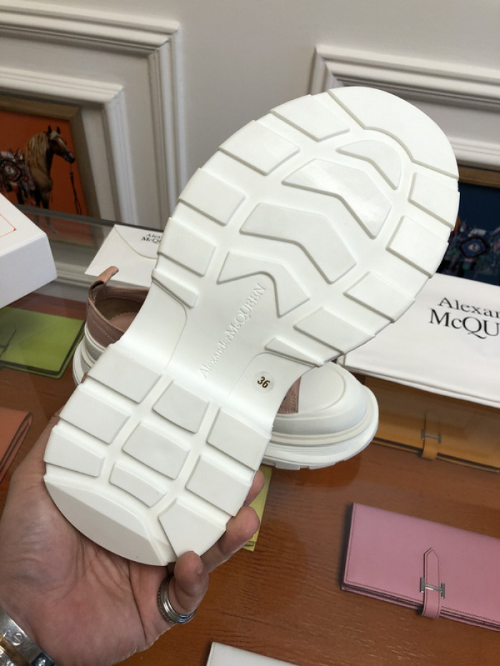 MQ Sneakers