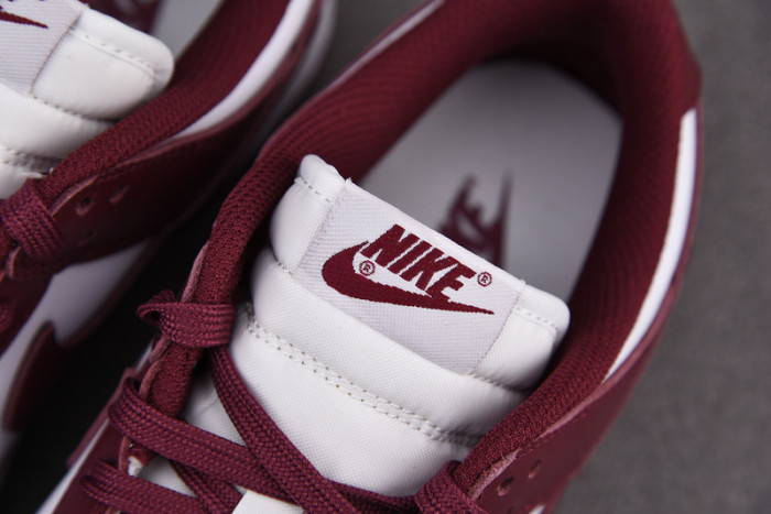 Nike Dunk Low Bordeaux (W) DD1503-108