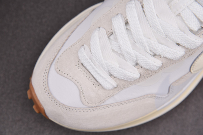 Nike Vaporwaffle Sacai Sail Gum DD1875-100