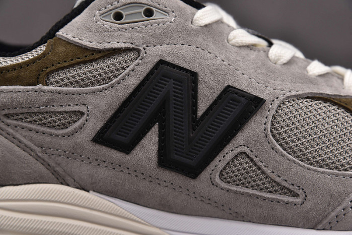 N3W BLANCE SNEAKER