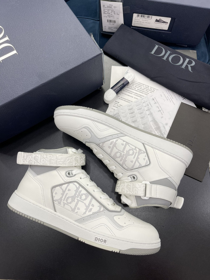 D10R B27 Sneaker