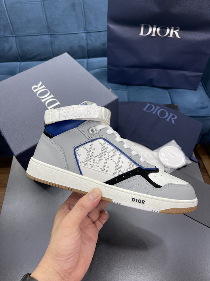 D10R B27 Sneaker