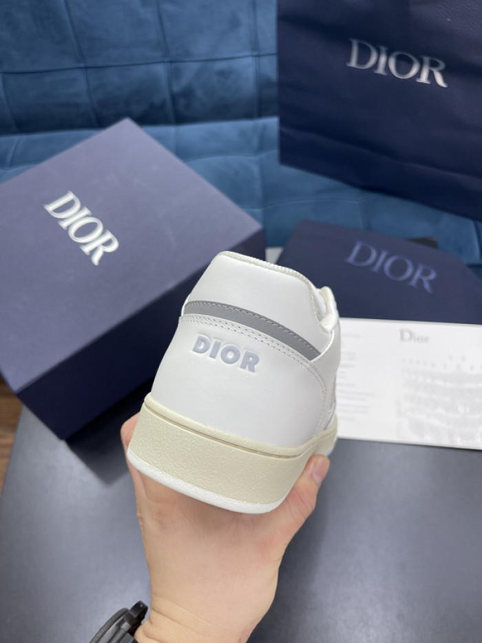 D10R B27 Sneaker