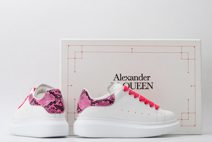 MQ Sneakers