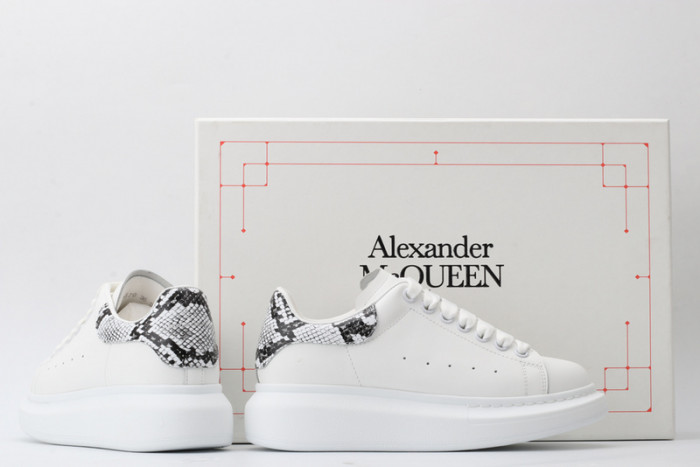 MQ Sneakers