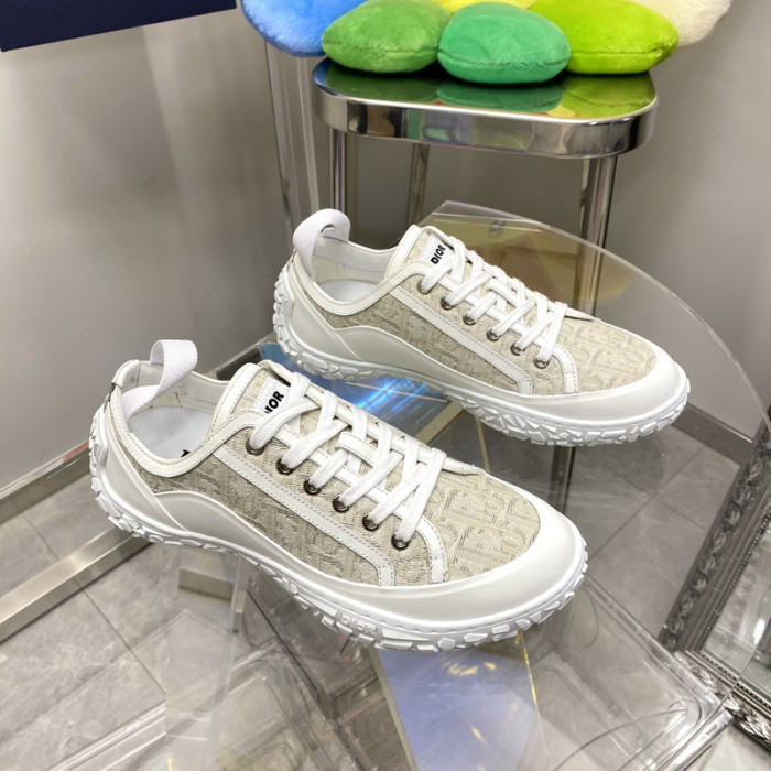 D10R SNEAKER