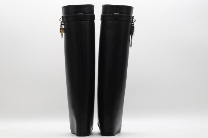 G1VENCHY BOOTS
