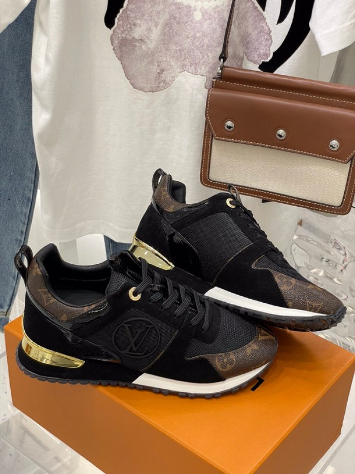 lou1su1tt Run Away Sneaker