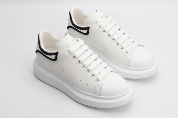 MQ Sneakers