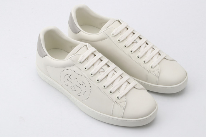 Gu66 Ace Embroidered Low-Top Sneaker