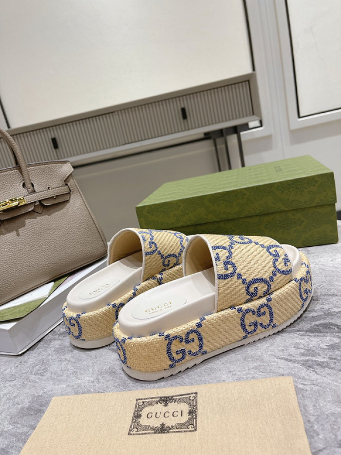 Gu66 SLIPPERS