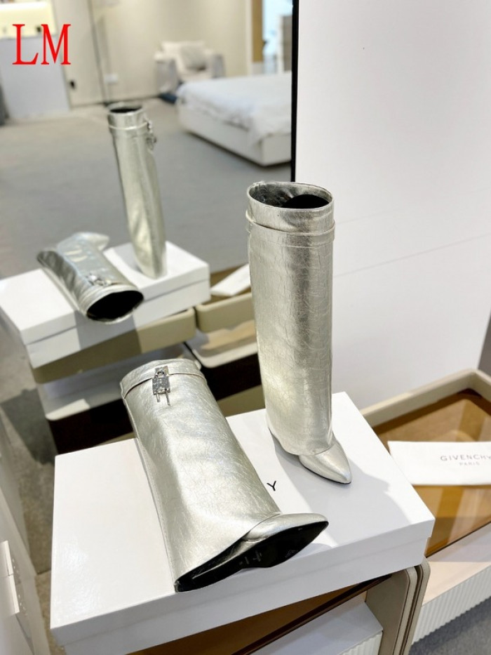 G1VENCHY BOOTS