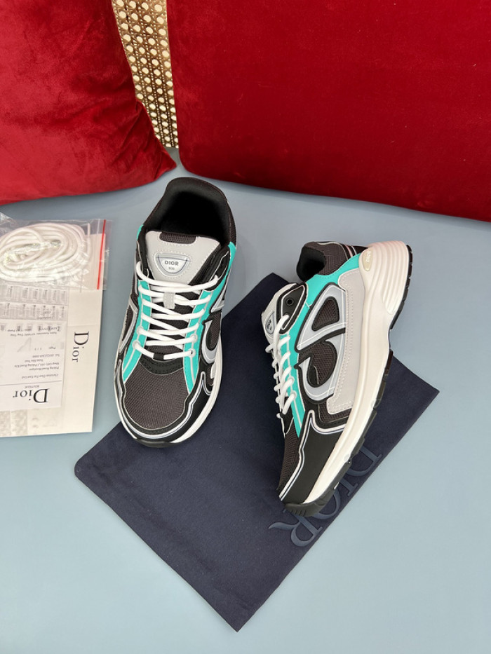 D10R B30 SNEAKER