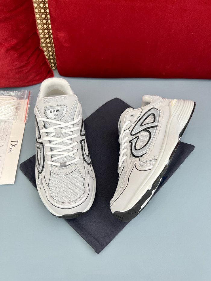 D10R B30 SNEAKER