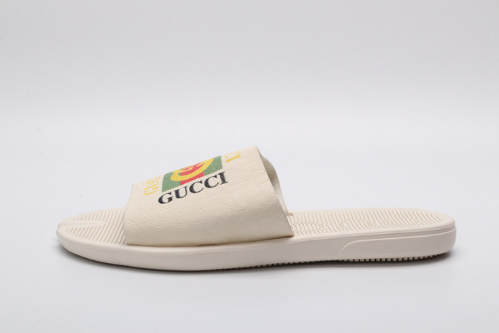 Gu66 SLIPPERS