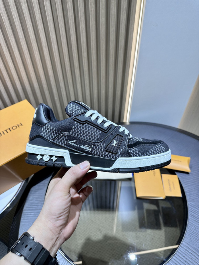Lou1su1tt Skate Sneaker