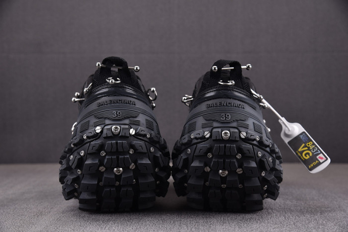 BLCG DEFENDER RUBBER PLATFORM SNEAKERS 685611 W2RAD 1081
